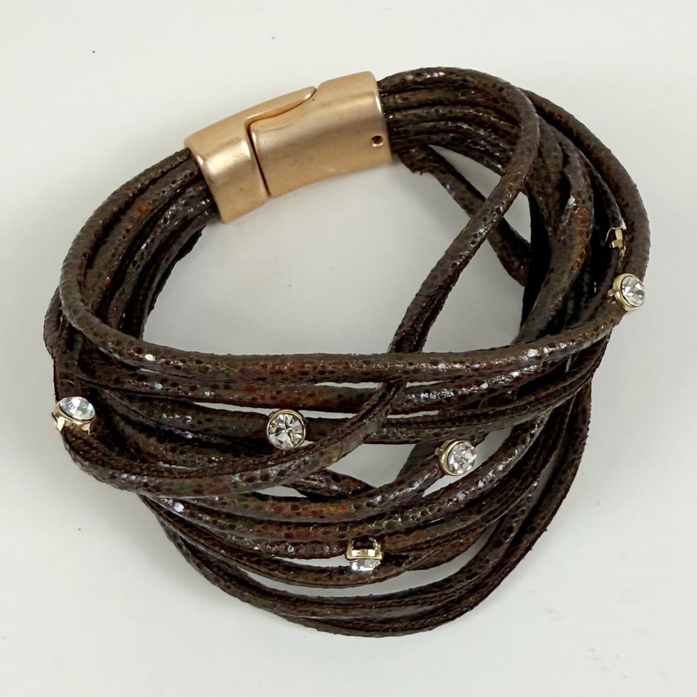 Treasure & Bond Bracelet Brown Corded Rhinestone Magenetic Closure